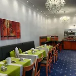 汉萨酒店 酒店
