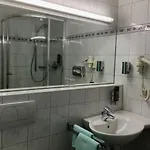汉萨酒店 酒店
