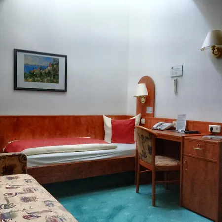 Hansa Hotel