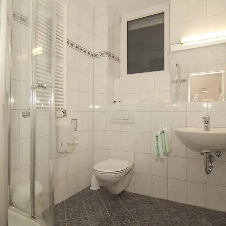 Ξενοδοχείο Hansa 3*