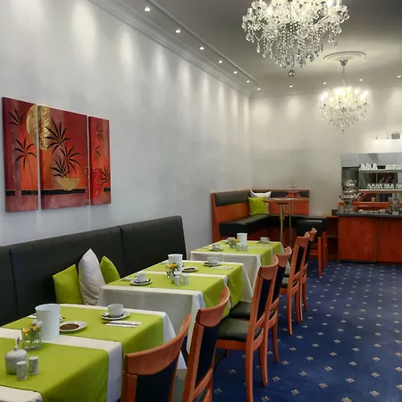 Hansa Hotel