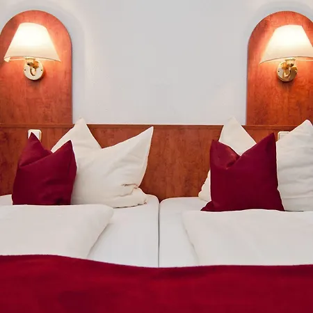 Hansa Hotel 3*