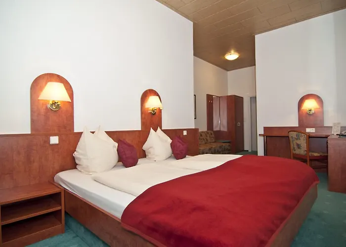 Hansa Szálloda 3*